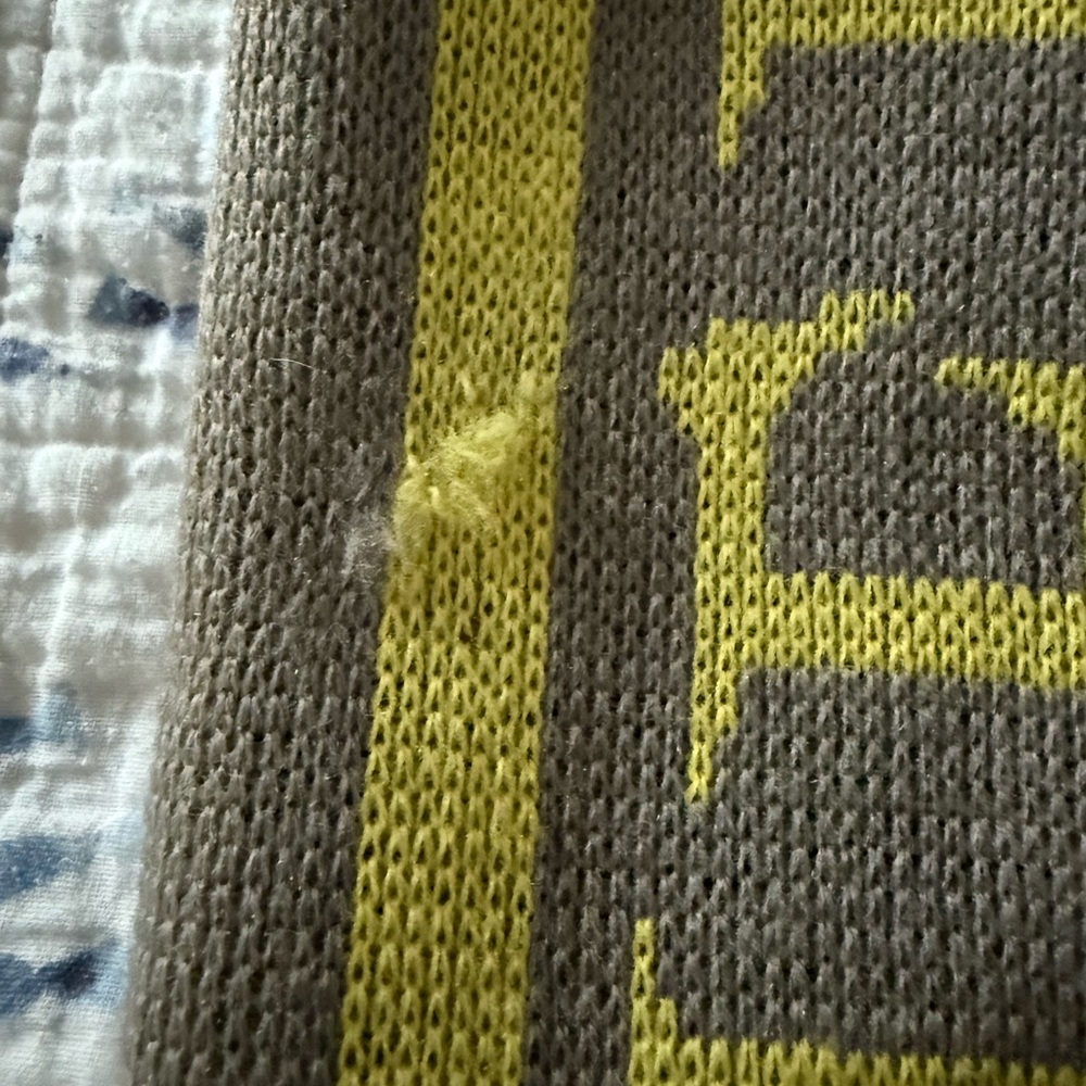 Hufflepuff Scarf - Gray and Yellow - Picture 6 of 7